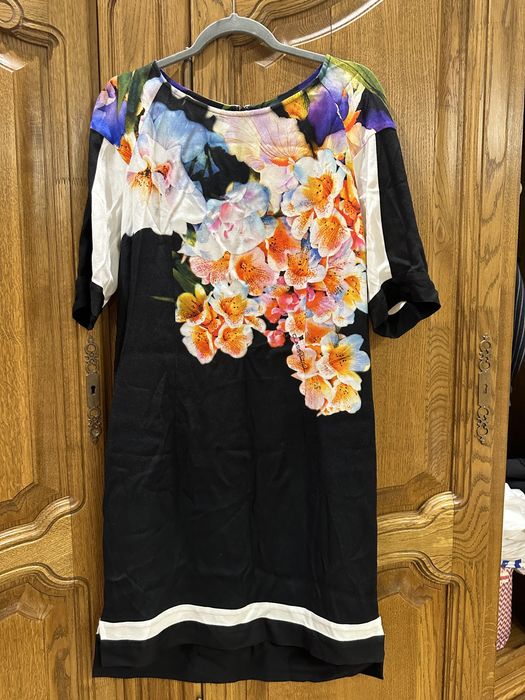 Платья и в мир и в пир