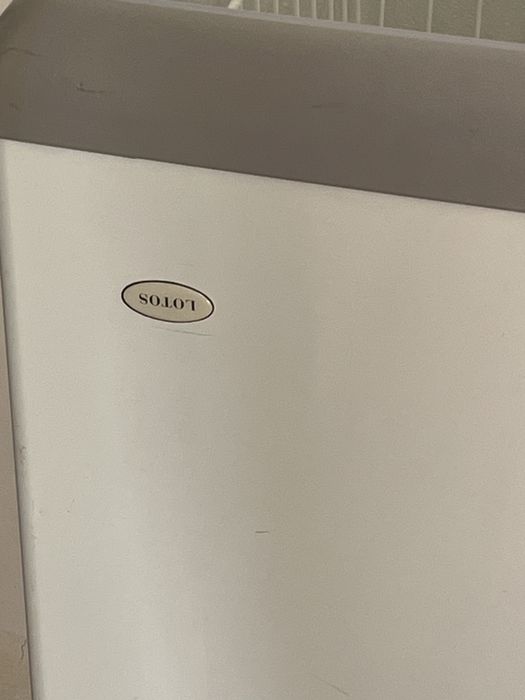 Продам морозильник