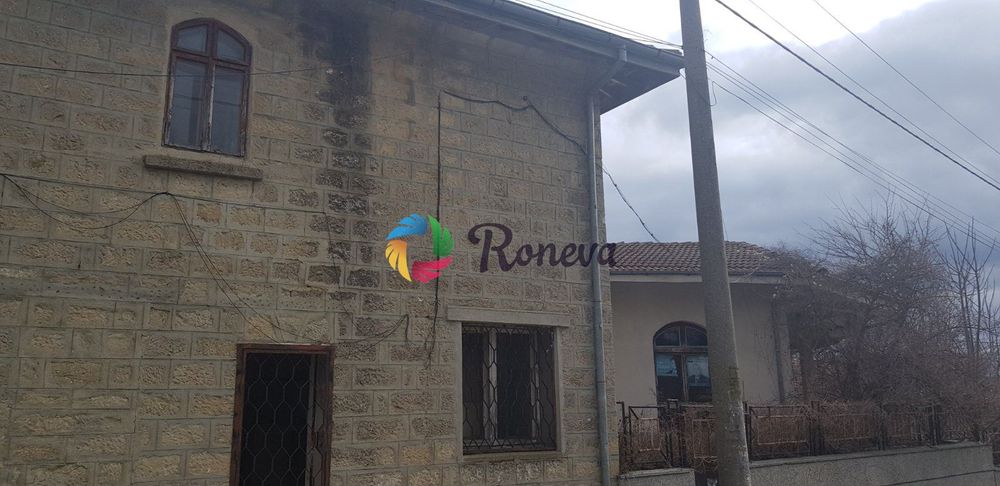 Къща в Варна, област-с.Добрина площ 500 цена 120000