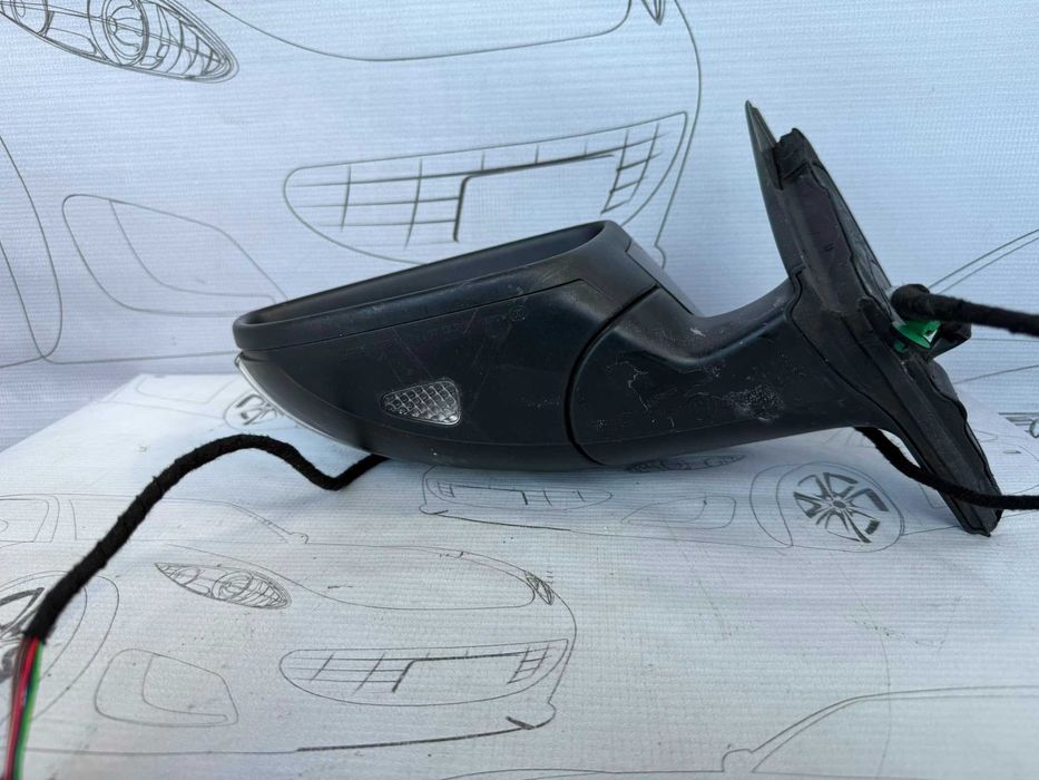 Oglindă Retrovizoare Stânga Electrică cu Rabatare și Semnalizare 7 Pini Volkswagen Passat B7 3AB857507F / 857507F 2014 / [2011-2014] / (5A3)