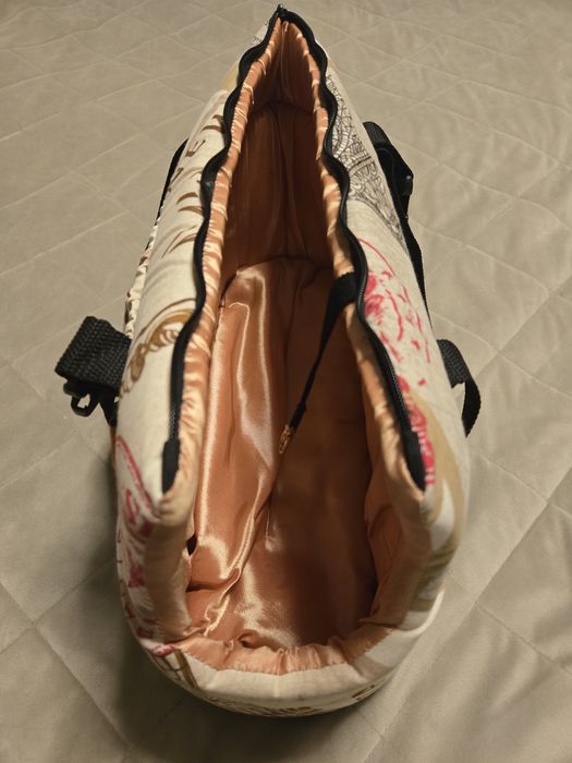 Geanta de transport pentru pisici, câteodată talie mica