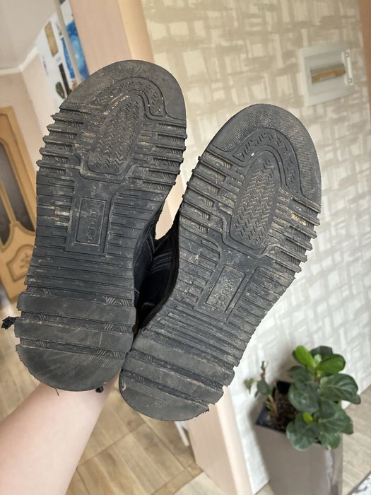 Продам ботинки осень/весна