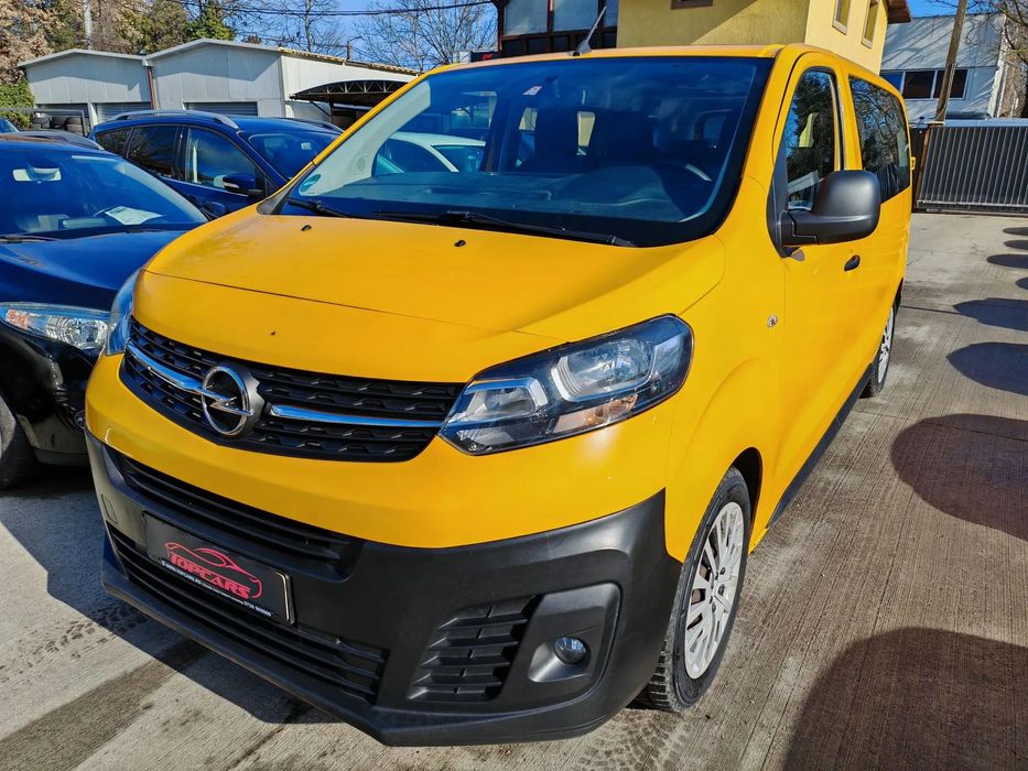 Opel Vivaro Opel Vivaro 1.5Cdti 8+1 // Vindem in Rate Avans Zero cu Buletinul //