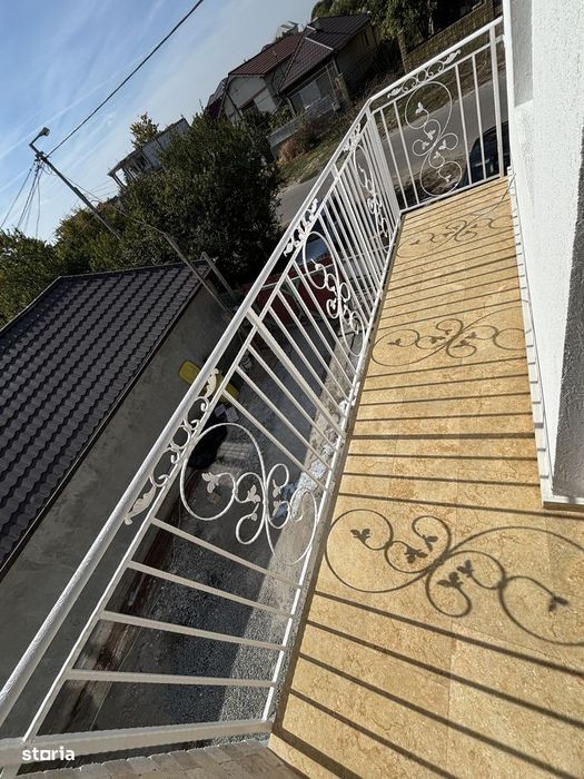 De vânzare casă P+1E tip duplex