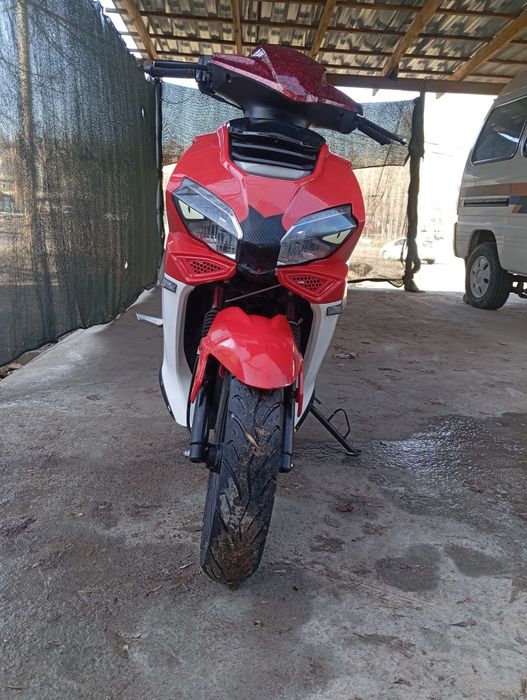 Скутер Италия 150куб обмен