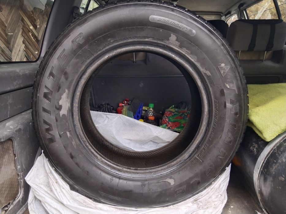 Комплект зимних шин 265/65R17