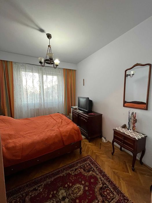PF vând apartament în Gojdu - Școala Andrei Șaguna
