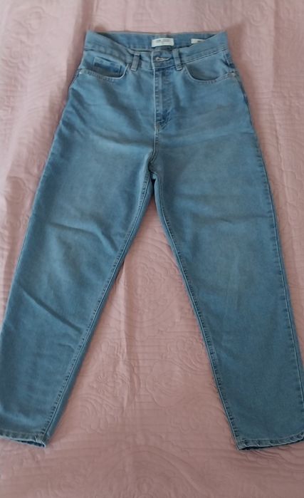 Джинсы продам 26р.