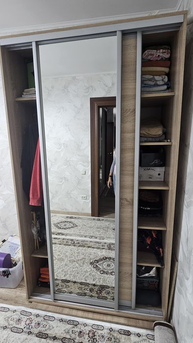 Продам шкаф купе