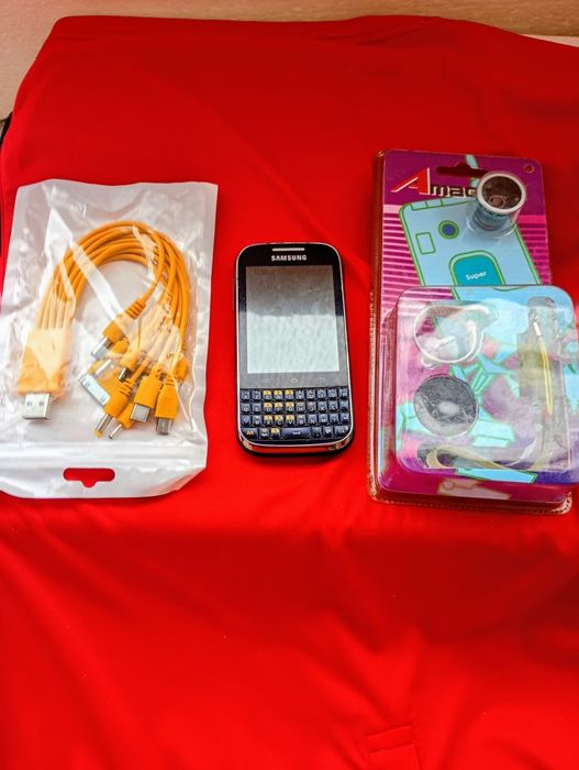 Samsung b5330 + accesorii ( decodat, limba română)