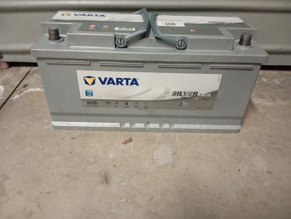 Baterie auto Varta Silver 105 amperi Agm Start Stop stare perfectă