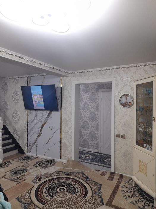 Частный мансардный дом