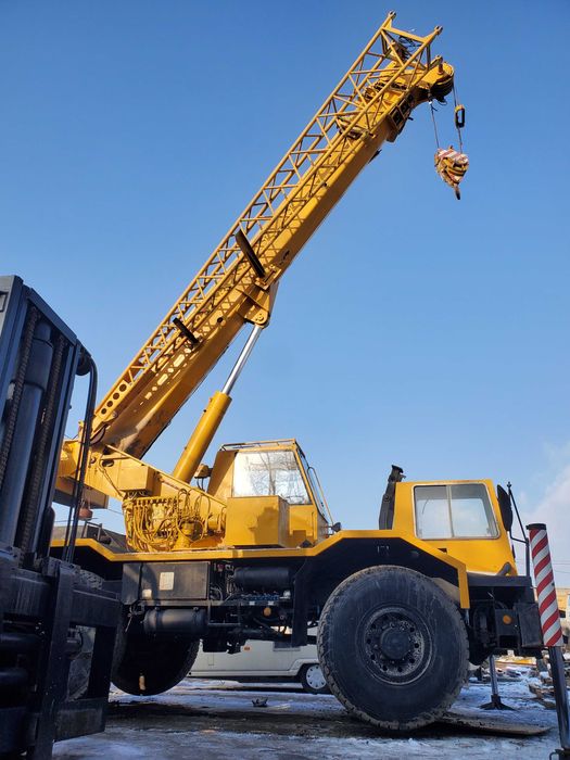 Automacara 30T Liebherr LTM1030 1988 4x4 brat 26 + 8m JIB