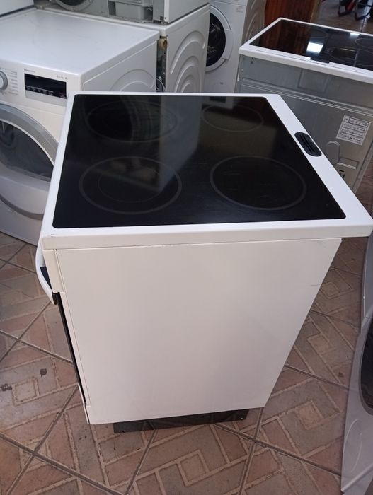 Свободно стояща печка с керамичен плот VOSS Electrolux 2годиниГаранция