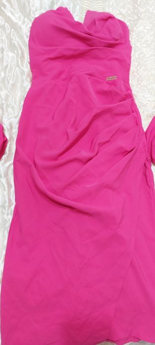Rochie elegantă roz M