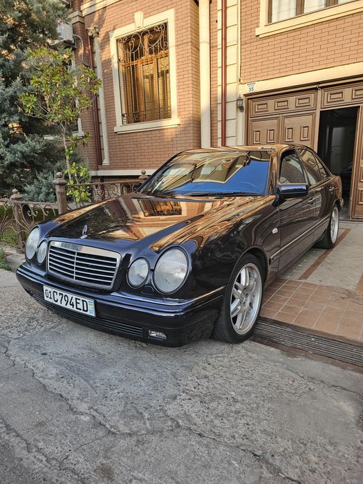 Mercedes benz W210 avangard