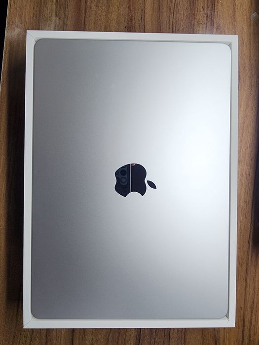 Macbook air m4 13-inch