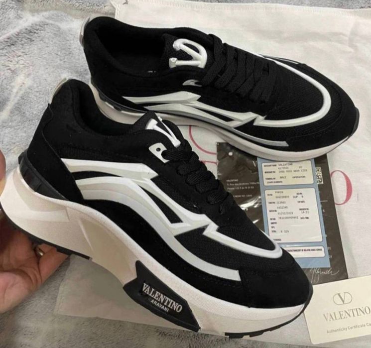 Adidași bărbați Valentino