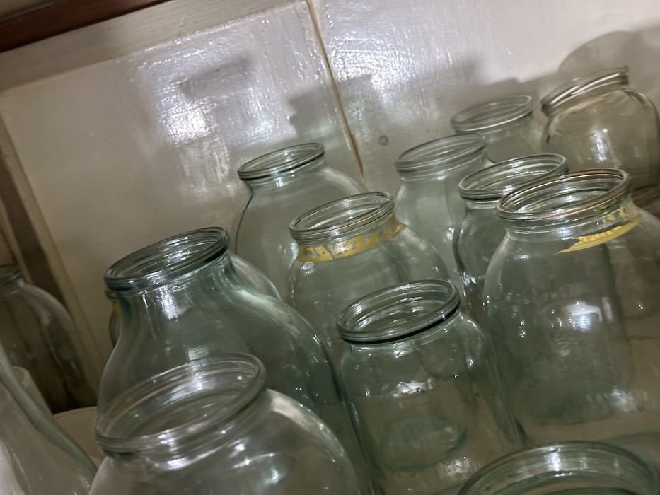 Отдам банки бесплатно