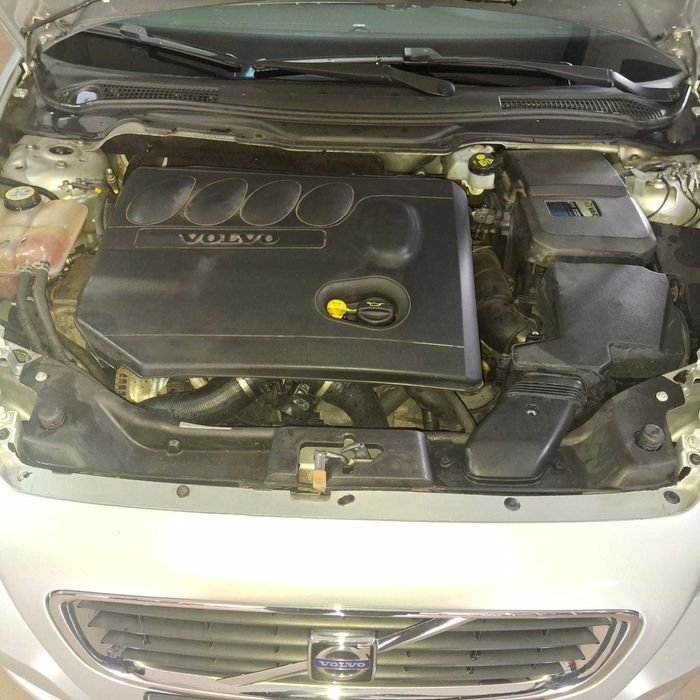 Volvo S40 2.0 Diesel – 136 CP – 2009