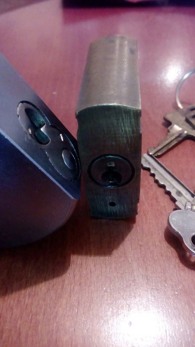 Стоманени маркови катинари ,AMERICAN LOCK;LOCK WOOD AUSTRAL