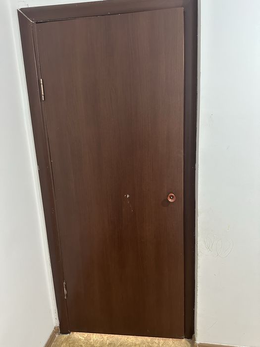 Продам двери, общ 50к