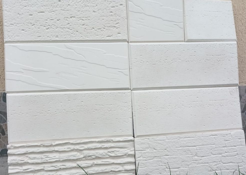 Placi decorative ,coame ,capace