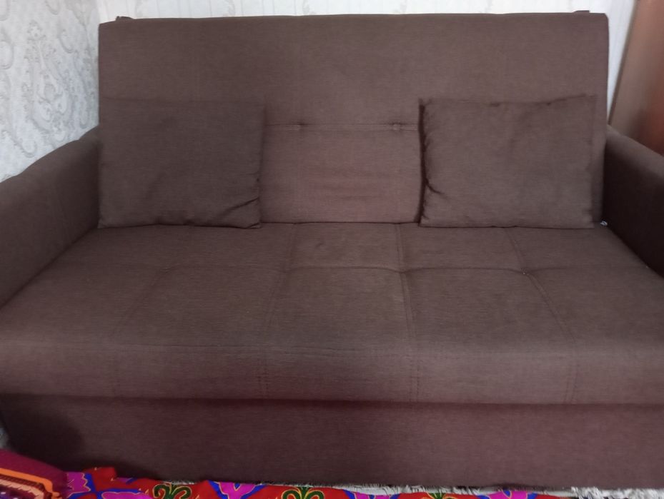 Диванчик_мягкий_