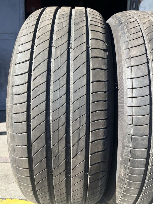 2 бр. летни гуми 235/45/20 Michelin S1 DOT 1123 6 mm