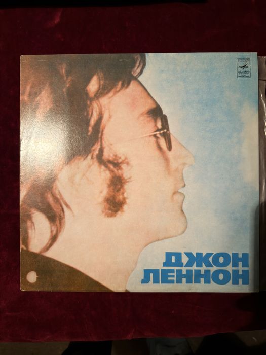 Продам пластинки THE Beatles