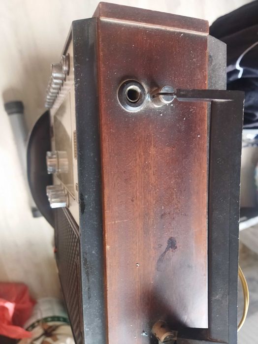 Старо радио Меридиан 211