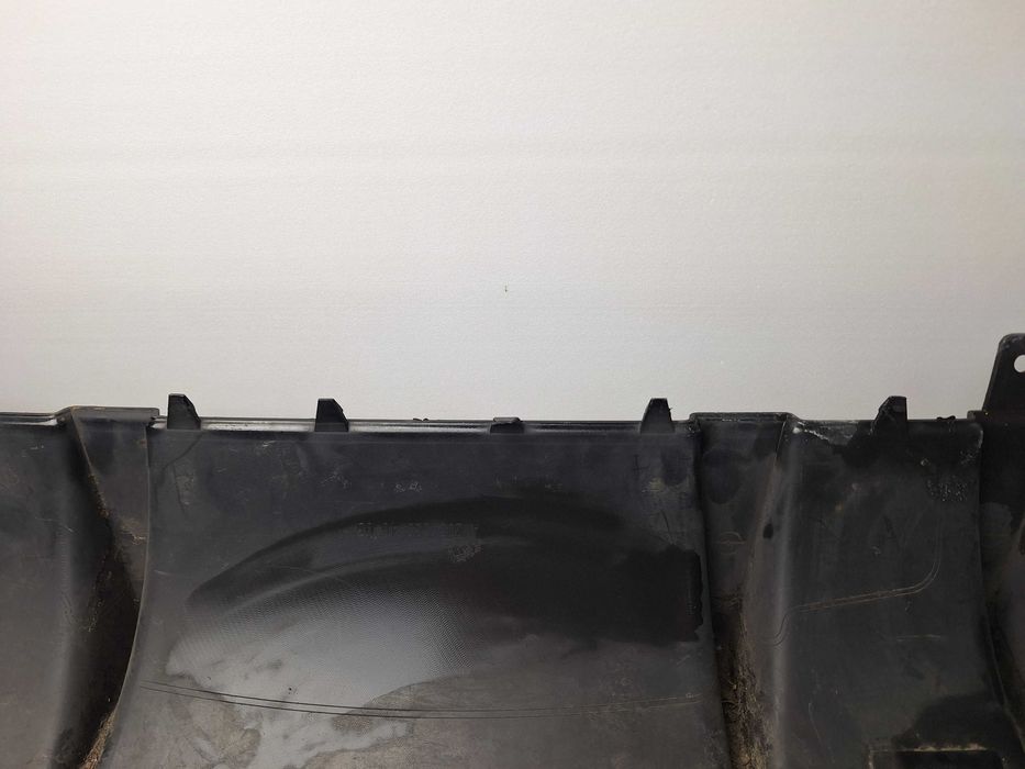 задна броня долен спойлер Мерцедес AMG