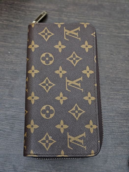 Продам кошелёк .