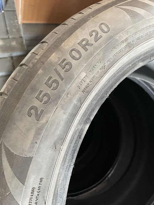 Продам шины 255х50х20 Triangle