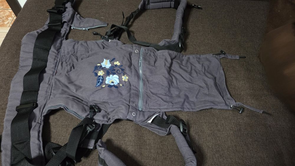 Liliputi Buckle Baby Carrier