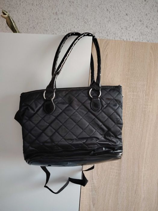 Дамска чанта голяма