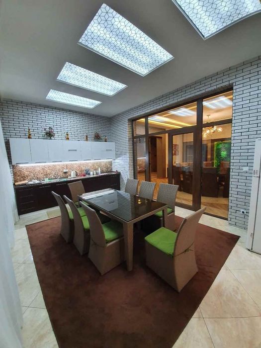 Katta oilalar va korporatsiyalar uchun ”Las-Vegas” 25 kishilik