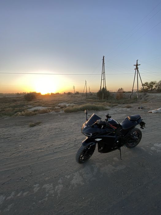 Yamaha R3 Mototsikl 250 kub