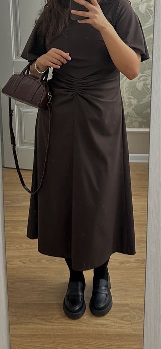 Платье коричневое