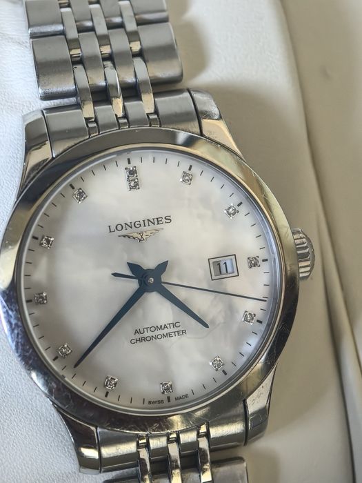 Уникален дамски часовник с диаманти  Дамски часовник Longines Record L2.321.4.87.6