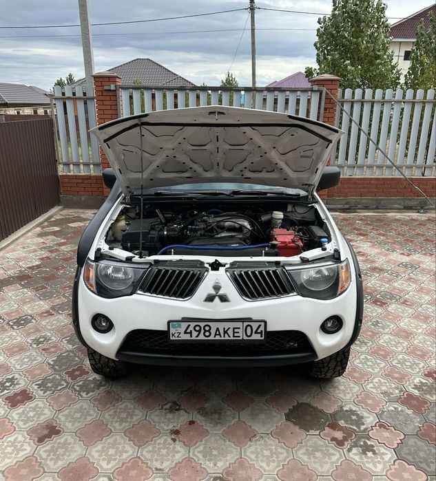 продам митсубиси л200