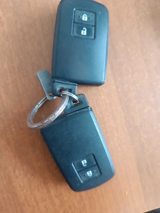 Ключ дистанционнo кейлес Тойота / Тойота - MR6302/2011