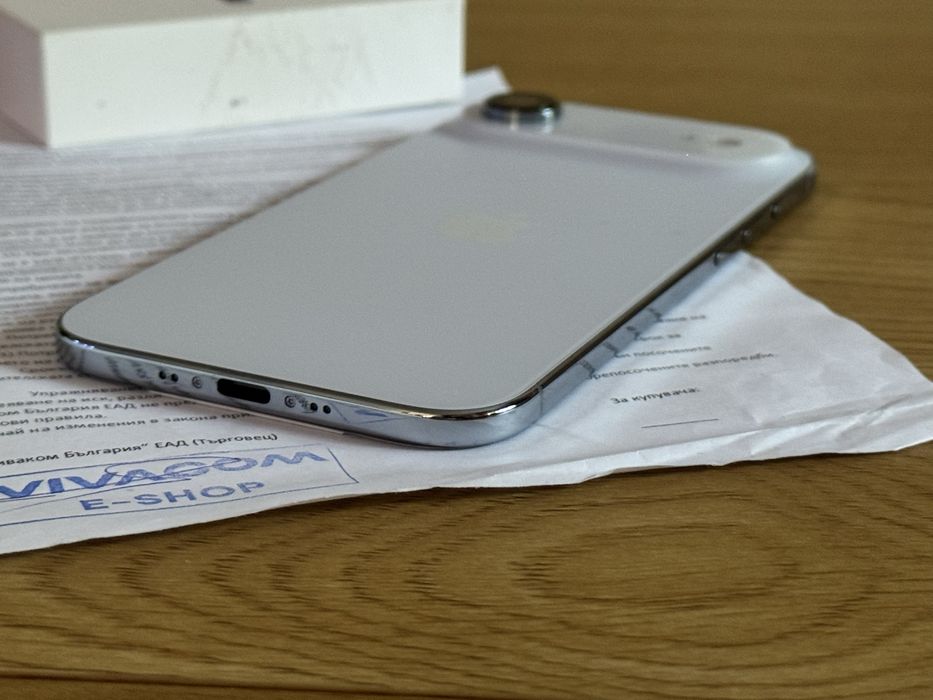 Бартер iPhone 17 air 256gb blue 100% 3 цикъла