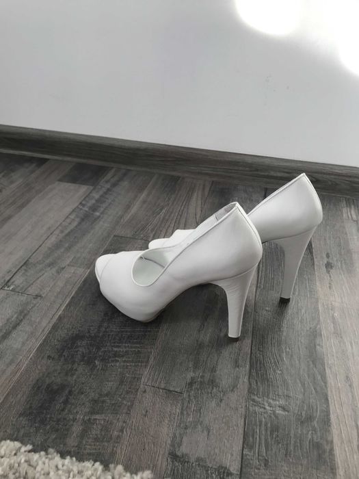 Pantofi mireasa marimea 35