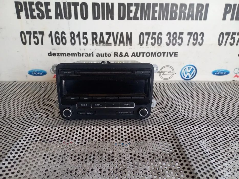 Radio Cd Vw Passat Touran Jetta Caddy Golf 6 Vl An 2011-2012-2013-2014-2015 - Dezmembrari Arad
