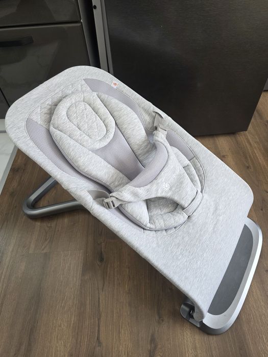 Люлка шезлонг ergobaby Evolve