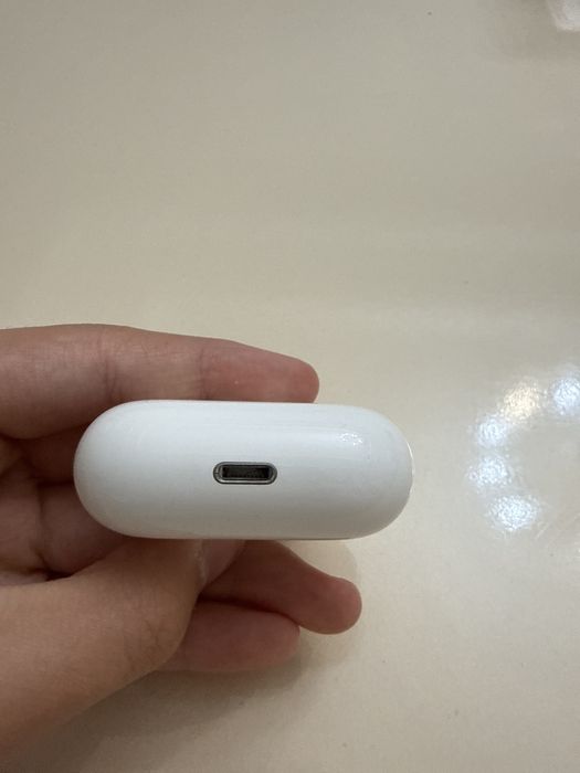 Продам Airpods 3