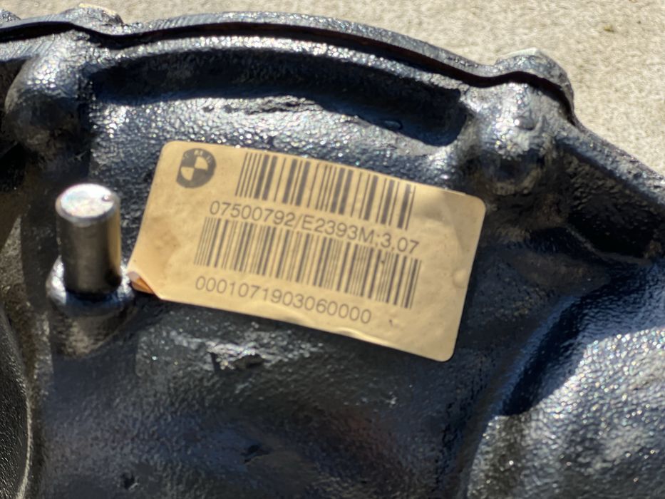 Преден диференциал за BMW E46 330i/330D (X-Drive) с число 3.07
