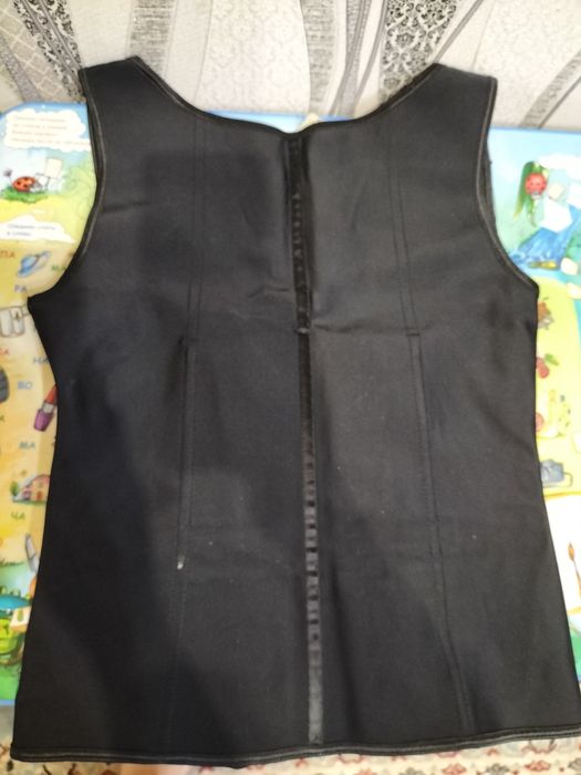 Отдам корсет даром за 2 литра масла