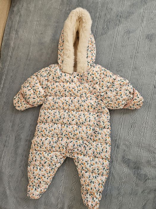 Ескимос с флорален принт
Obaïbi
Размер: 1/3M